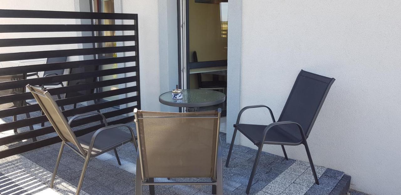 Apartamenty Maja -Pokoje - Domy Wakacyjne -Basen Podgrzewany -Jacuzzi - Sauna ليبا المظهر الخارجي الصورة
